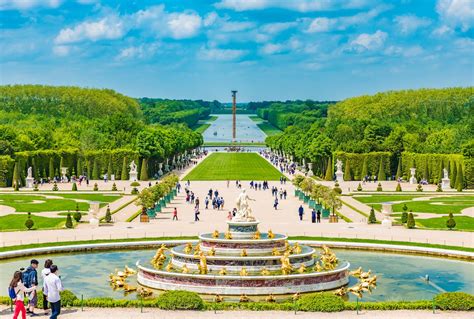 Things to Do in Versailles: The Best of the Palace and the Gardens