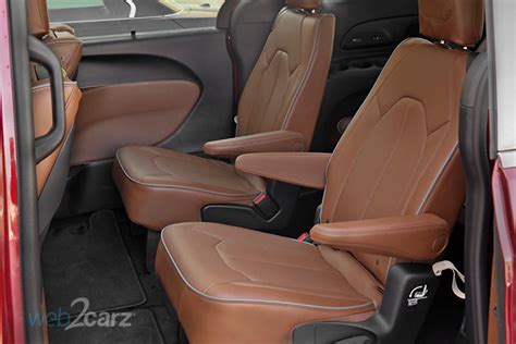 Chrysler Pacifica Seat Covers 2018 - Velcromag