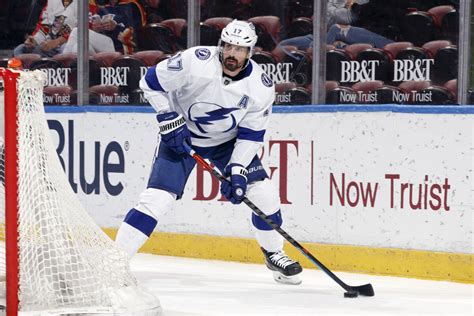 Anaheim Ducks Sign Alex Killorn to 4-Year Deal