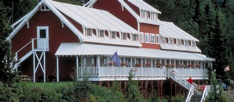 Kennicott Glacier Lodge Hotel in Alaska | ENCHANTING TRAVELS