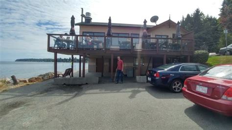 The Shady Rest Waterfront, Qualicum Beach - Menu, Prices & Restaurant Reviews - TripAdvisor