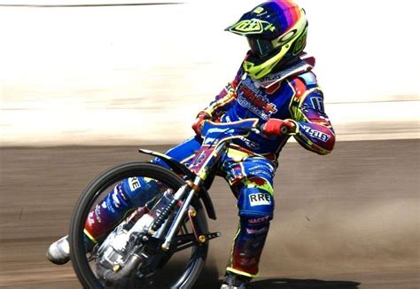 Riders on track at King's Lynn as speedway reacts to 2020 league axe