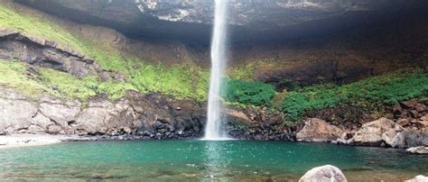 Devkund Waterfall - Travel Holidays India