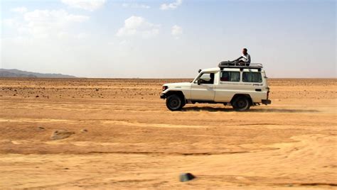 Desert Safari trip from Hurghada - Festival Travel Egypt