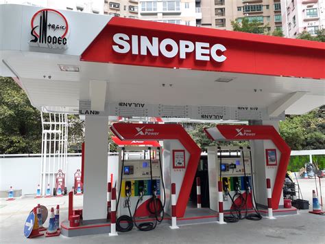 Sri Lanka awards $4.5 bln oil refinery to China’s Sinopec in Hambantota | EconomyNext