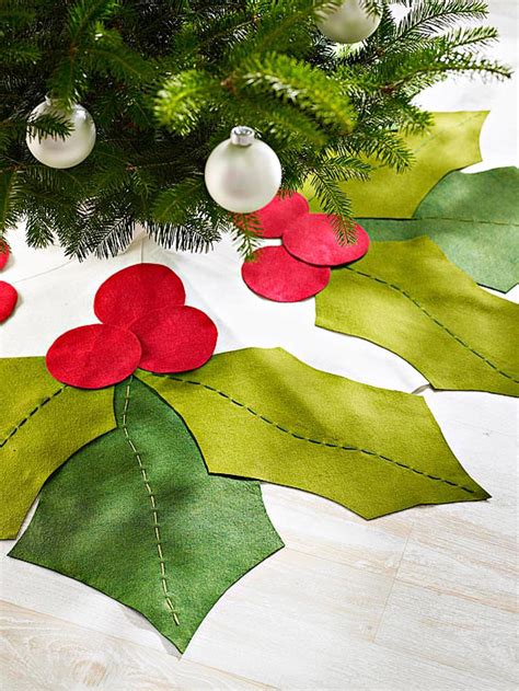 35 DIY Christmas Tree Skirt Ideas - Hative