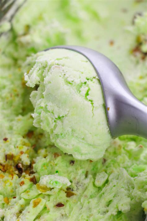 No-Churn Pistachio Ice Cream Recipe