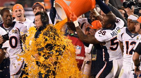 Von Miller to Gary Kubiak: I’ll Keep Doing Your Work - Sports Illustrated