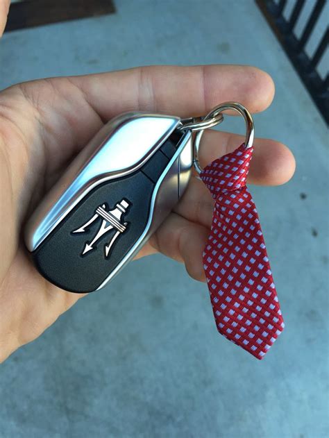 Pin by The Pocketie on Keychains for men | Mens keychains, Cool ...