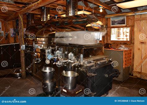 Modern Adirondack Maple Syrup Production Editorial Stock Photo - Image of manufacturing, maple ...