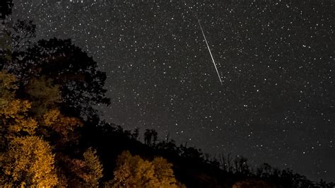 The Orionid meteor shower peaks this weekend. Here's how to see it | Space