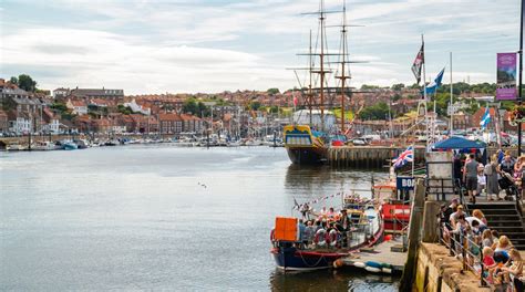 Whitby Harbour in Whitby | Expedia.co.uk