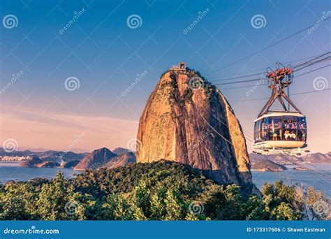 Cable Car of Tourists Being Transported To the Peak of Sugarloaf ...