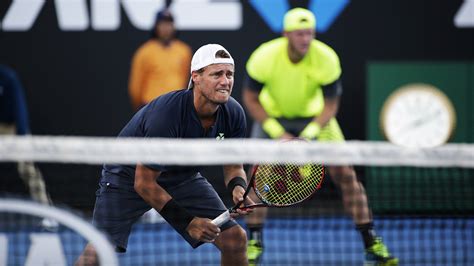 Lleyton Hewitt regressou ao Australian Open com uma vitória