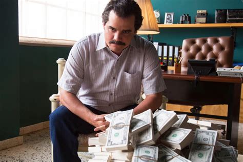 Pablo Escobar's Brother Wants to Review 'Narcos' Season 2