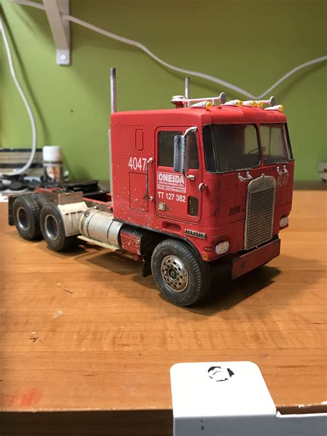 Model Truck Builder .com