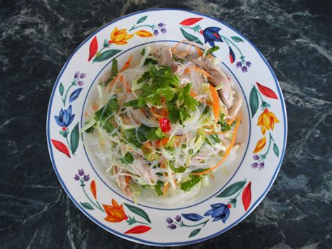 Zesty & Spicy Chicken Noodle Salad – Eat the Wind