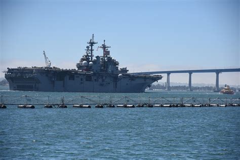 DVIDS - Images - USS Boxer (LHD 4) departs Naval Base San Diego [Image ...