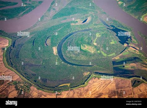 Oxbow lake mississippi river hi-res stock photography and images - Alamy