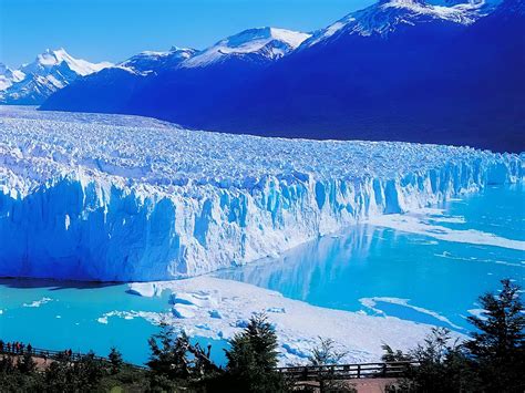 The Perito Moreno Glacier ~ Travelort