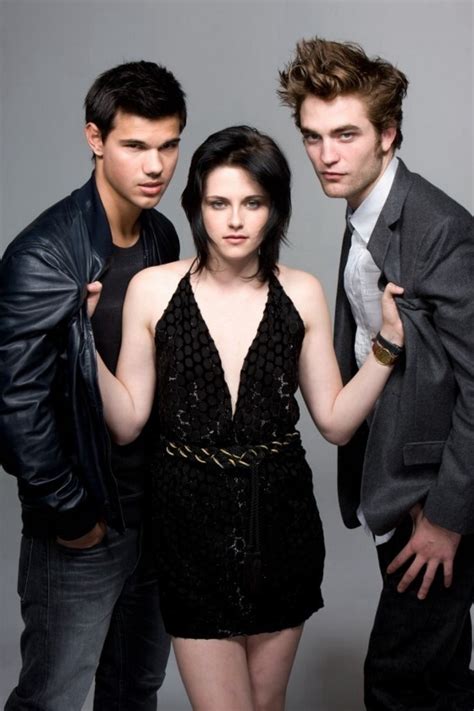 Taylor Lautner, Kristen Stewart And Robert Pattinson Entertainment ...