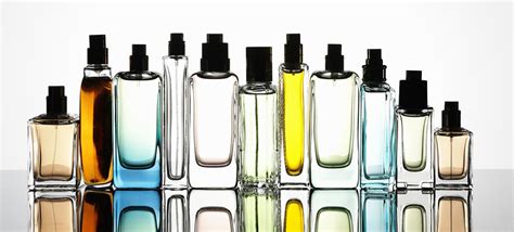 Les types de parfums : comment faire la différence ? - Cosmopolitan.fr