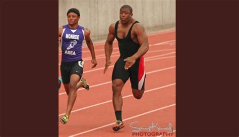 Nick Chubb's High School Track Photos Look Photoshopped - stack