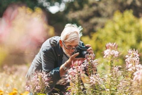 15 Amazingly Fun Outdoor Activities For Seniors to Enjoy With Love