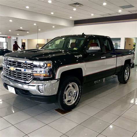 Custom 2018 Chevy Cheyenne Silverado. : ChevyTrucks