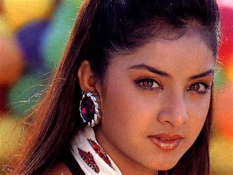 Bollywood Actresses: Divya Bharti