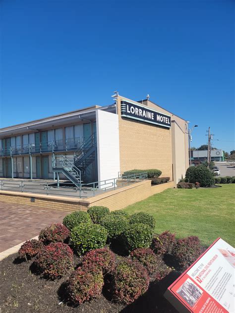 National Civil Rights Museum - Go Wandering