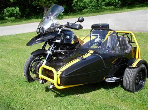 A Watsonian Sidecar for BMW R1200GS and R1150GS owners - ResCogs