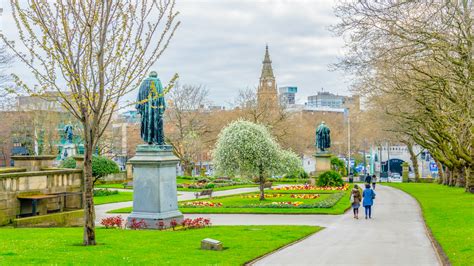 The best parks in Liverpool - Lonely Planet