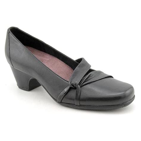 Clarks Artisan Women's 'Sugar Plum' Leather Dress Shoes (Size 5.5 ...