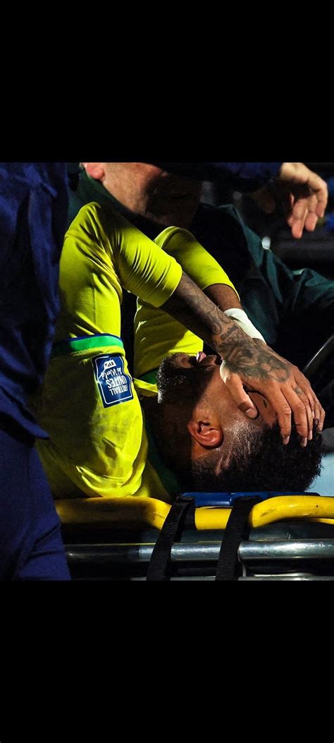 Brazilian Football Star, Neymar Jr Injured, out for Eight Months – VEO News