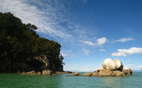 Sailing and Kayaking the Abel Tasman National Park