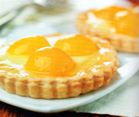 Apricot Tarts with Hazelnut Crust Recipe - Baking and Desserts