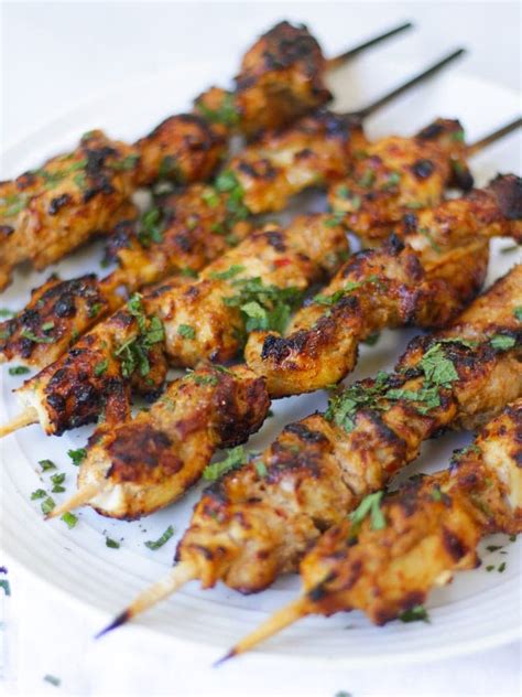 Easy and DELICIOUS Chicken Kebab Recipe - For Grill, Oven or BBQ