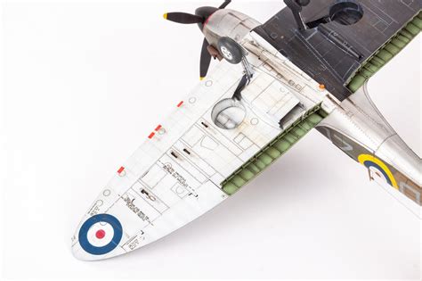 1/48 The Spitfire Story: WWII Spitfire Mk I RAF Fighter Dual Combo ...