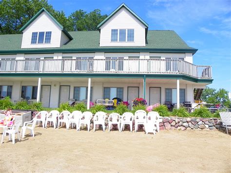 CRESCENT BEACH RESORT - Updated 2021 Reviews (Okoboji, Iowa) - Tripadvisor