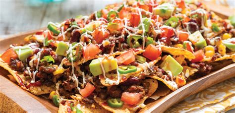 Super Nacho Platter – Game Day Recipes | La Preferida