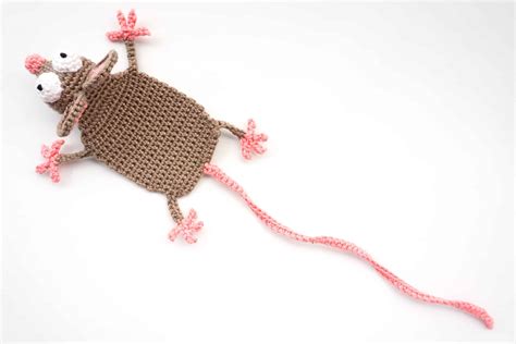 Amigurumi Crochet Mouse Bookmark - "Book Mouse" | Supergurumi