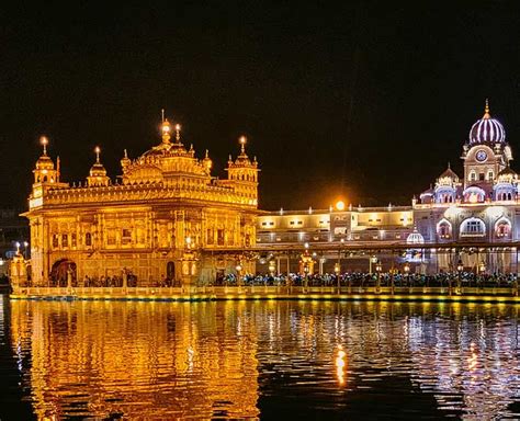 Gurpurab Special: 10 Most Famous Gurudwaras In India