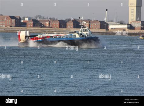 Isle of Wight Hovercraft Stock Photo - Alamy