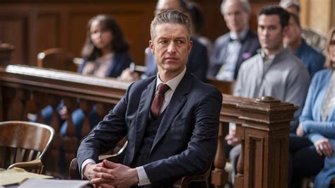 Peter Scanavino Teases 'SVU' Season 25 Finale: 'It's Going to Come Full ...