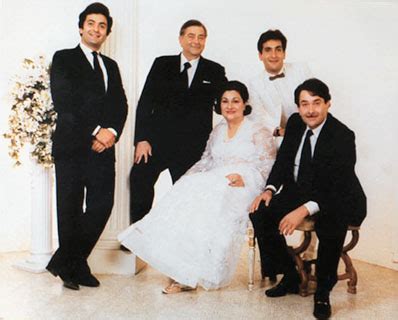 Celebrities News: Kapoor Family Pictures