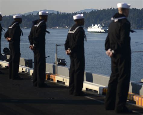 Nimitz Carrier Strike Group Returns to Washington After Deployment > United States Navy ...