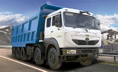 TATA 16-wheeler, 47.5-tonne tipper truck Signa 4825.TK