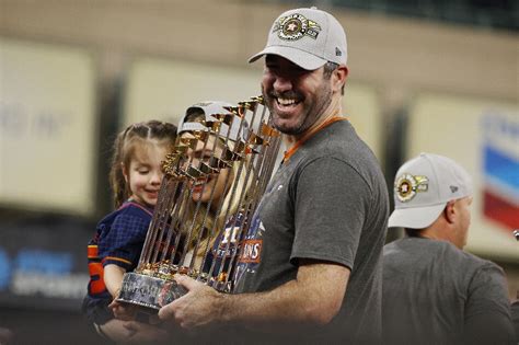 MLB: Mets land Cy Young-winner Verlander -- reports | ABS-CBN News