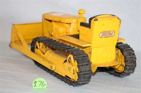 Lot - Model Toy Caterpillar DG Dozer